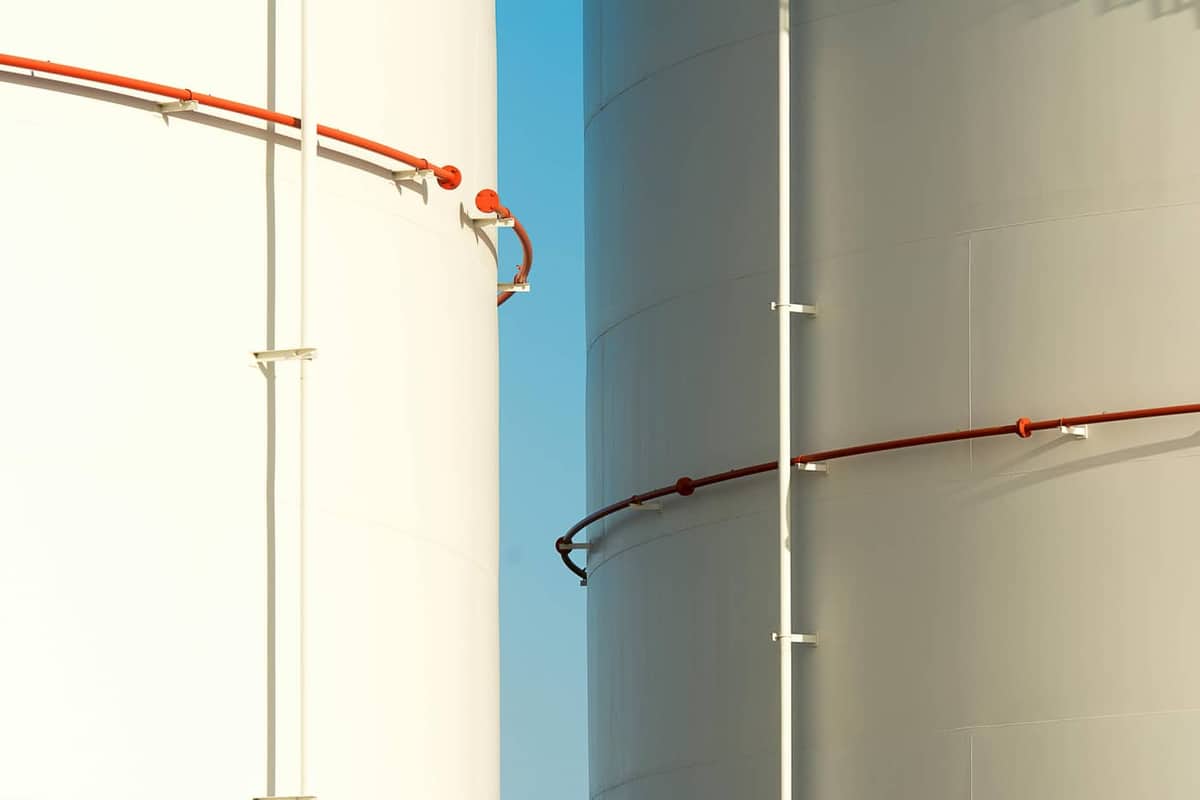 Conveyors & Material Handling